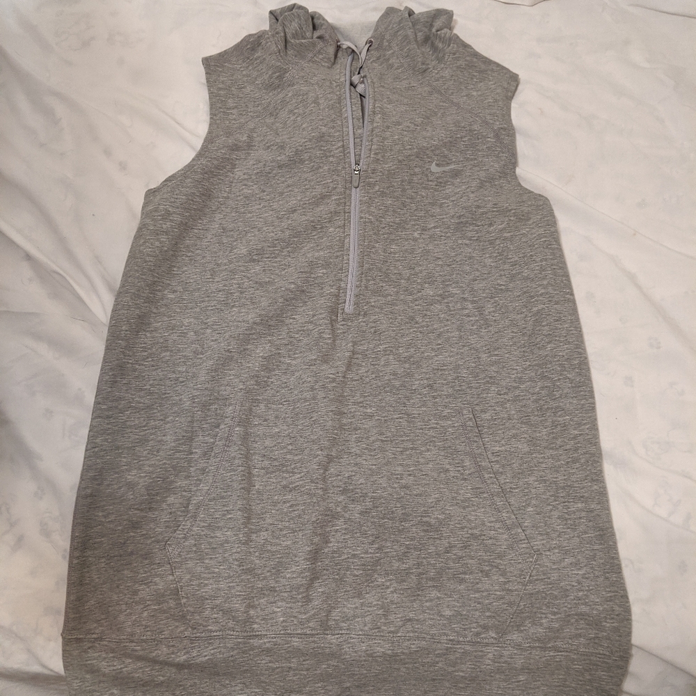 Nike sleeveless hoodie